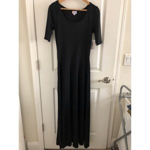 Lularoe small solid black Ana dress